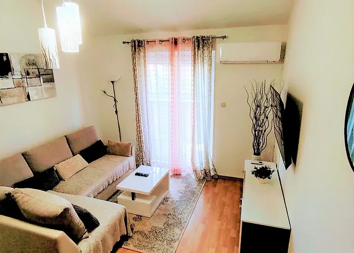 Apartman Alma *